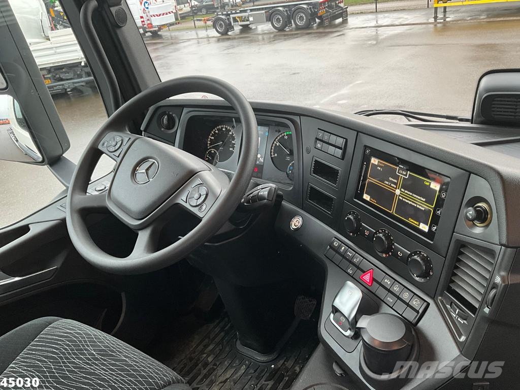 Mercedes-Benz Actros 2643 VDL 21 Ton haakarmsysteem Камиони с кран с кука