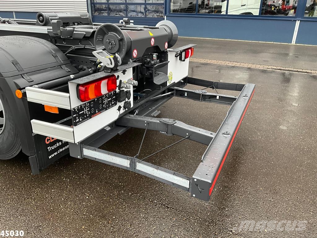 Mercedes-Benz Actros 2643 VDL 21 Ton haakarmsysteem Камиони с кран с кука