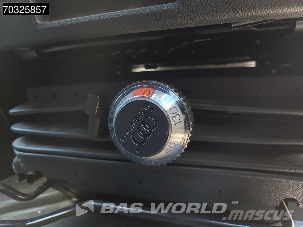 Volkswagen Crafter 140pk L3H3 - Aire Acondicionado - Navegaci شاحنة مقفلة