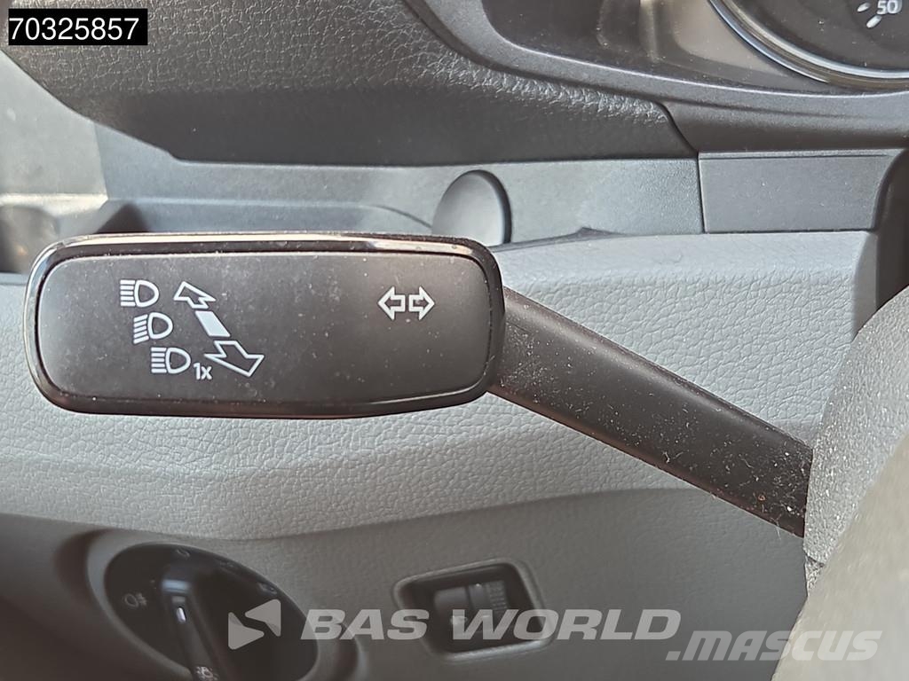 Volkswagen Crafter 140pk L3H3 - Aire Acondicionado - Navegaci شاحنة مقفلة
