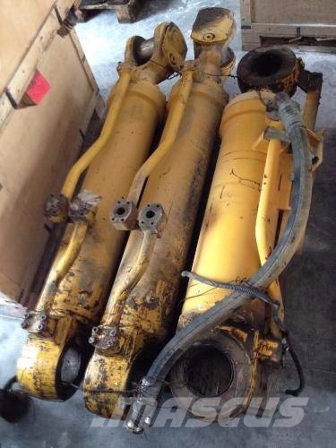 Furukawa 355  365 SIŁOWNIK 液压