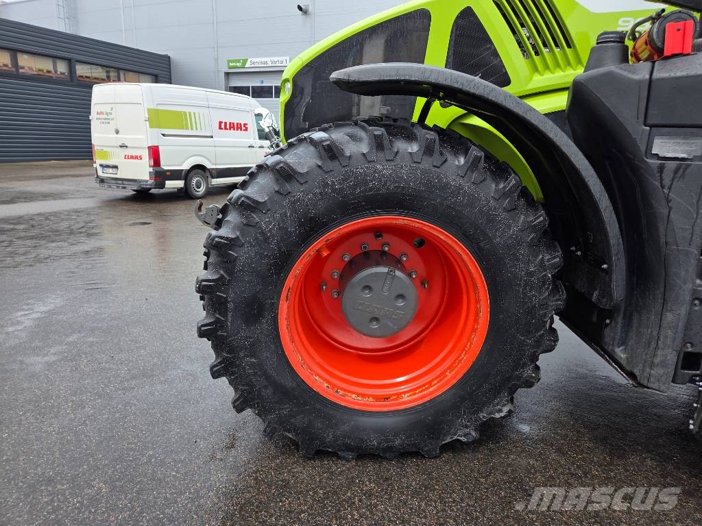 CLAAS Axion 960 cmatic Traktori