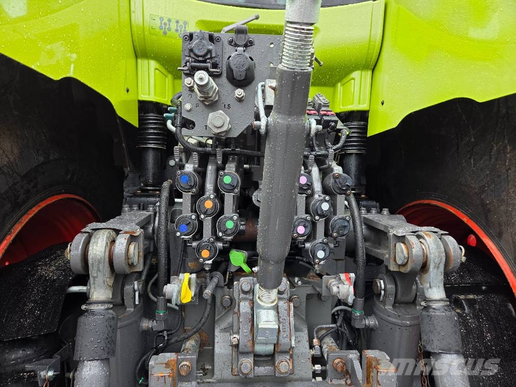 CLAAS Axion 960 cmatic Traktori