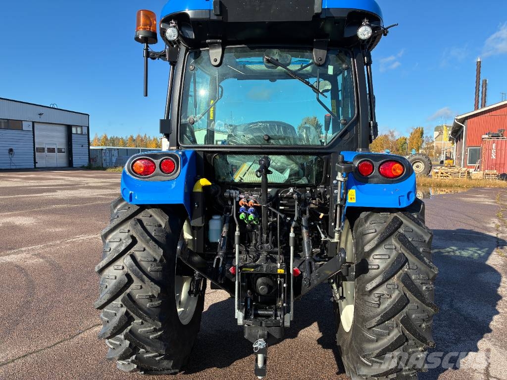 New Holland T4.75 S etukuormaajalla Traktorer