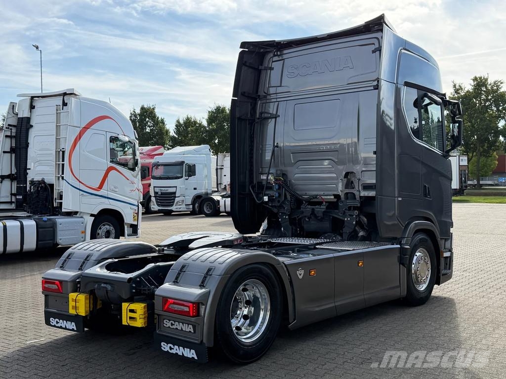 Scania S660 V8 *NEW* Retarder / 2 Tank / Full Air! Tracteur routier
