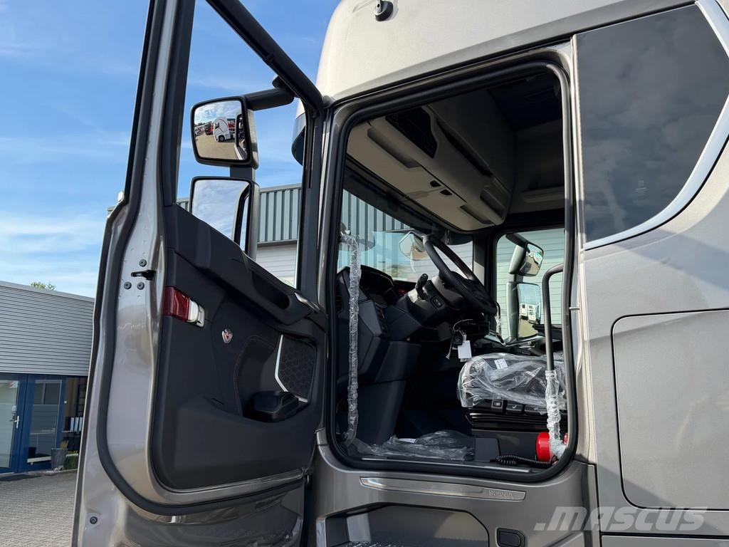 Scania S660 V8 *NEW* Retarder / 2 Tank / Full Air! Tracteur routier