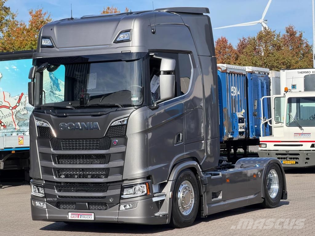 Scania S660 V8 *NEW* Retarder / 2 Tank / Full Air! Tracteur routier