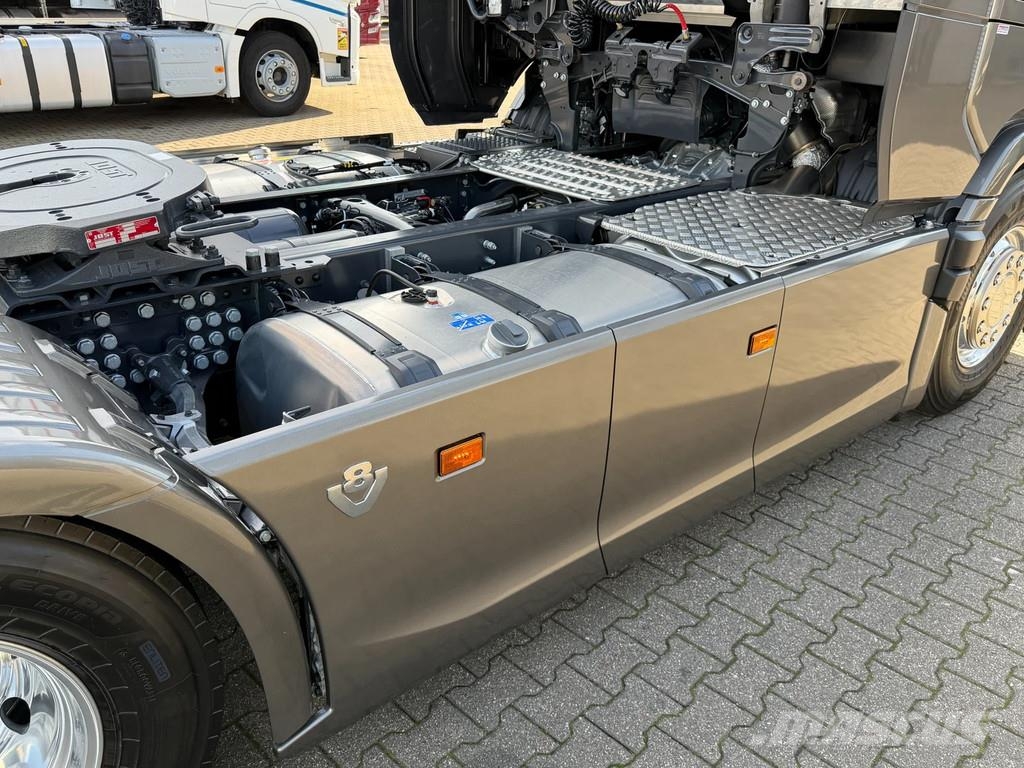 Scania S660 V8 *NEW* Retarder / 2 Tank / Full Air! Tracteur routier