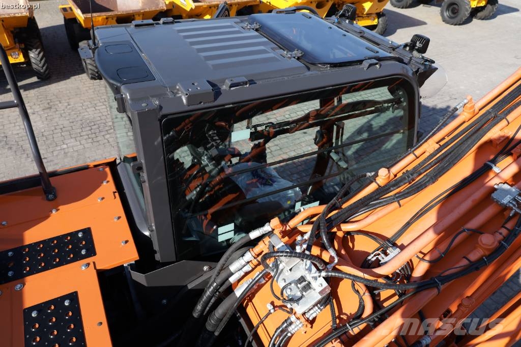 Hitachi ZX 350 LC N-7 Верижен екскаватор