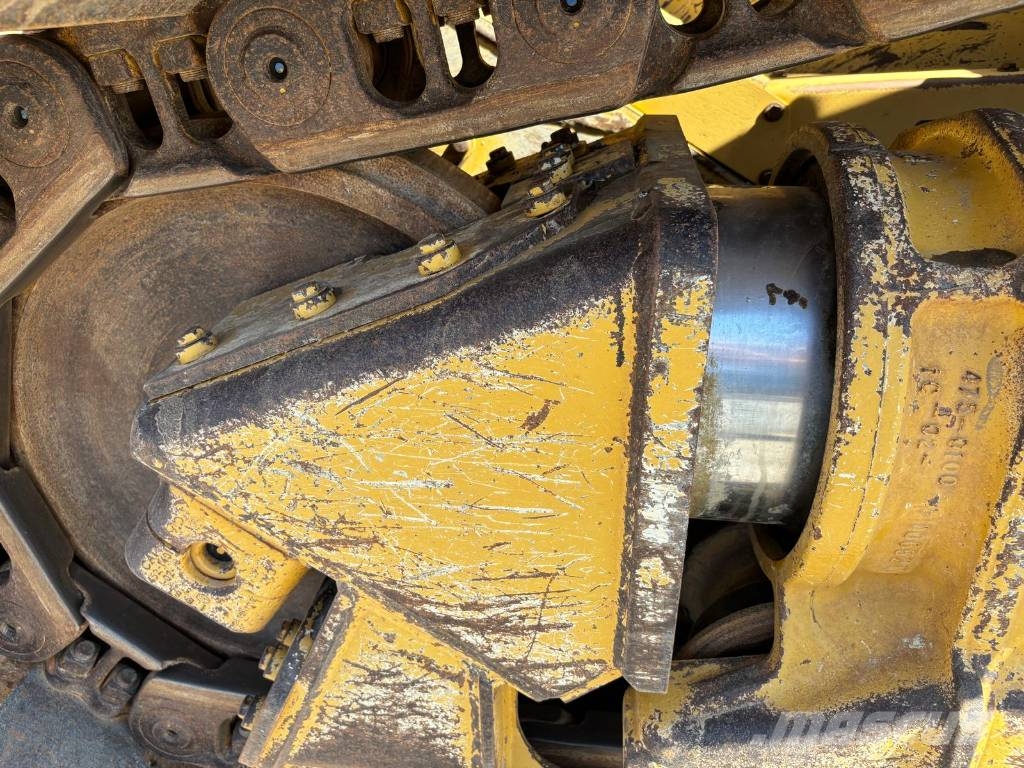 CAT D 6 XE (Trimble earthworks - 1871 idle hrs) Buldožeri gusjeničari