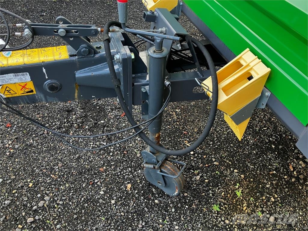 Matev MRM-120 AS Laubsaugdüse 农业机械-其他