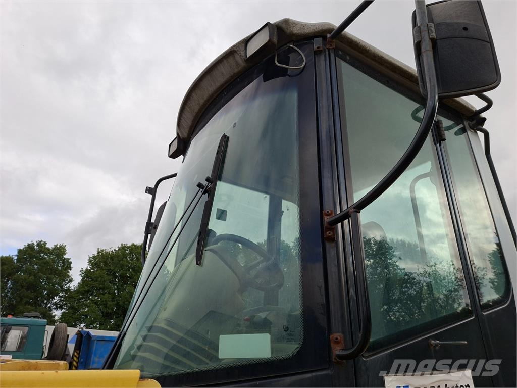 New Holland W 110 B 4X4 Entreprenør - Andet