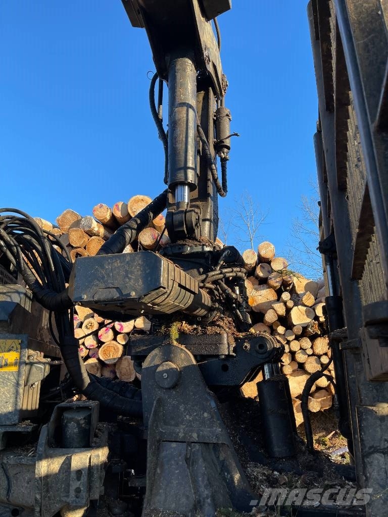 Ponsse ELEPHANT KING AF 8W Forwarder