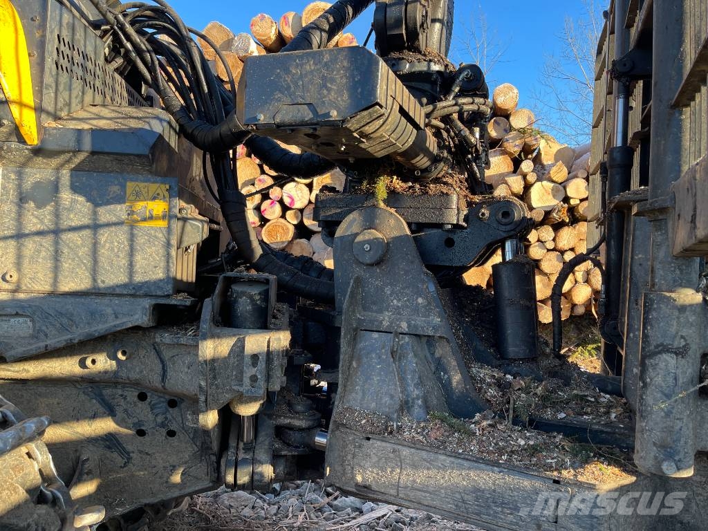Ponsse ELEPHANT KING AF 8W Forwarder