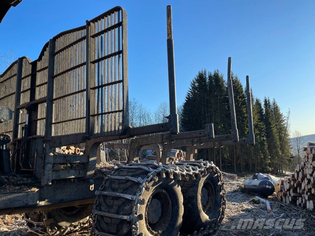 Ponsse ELEPHANT KING AF 8W Forwarder
