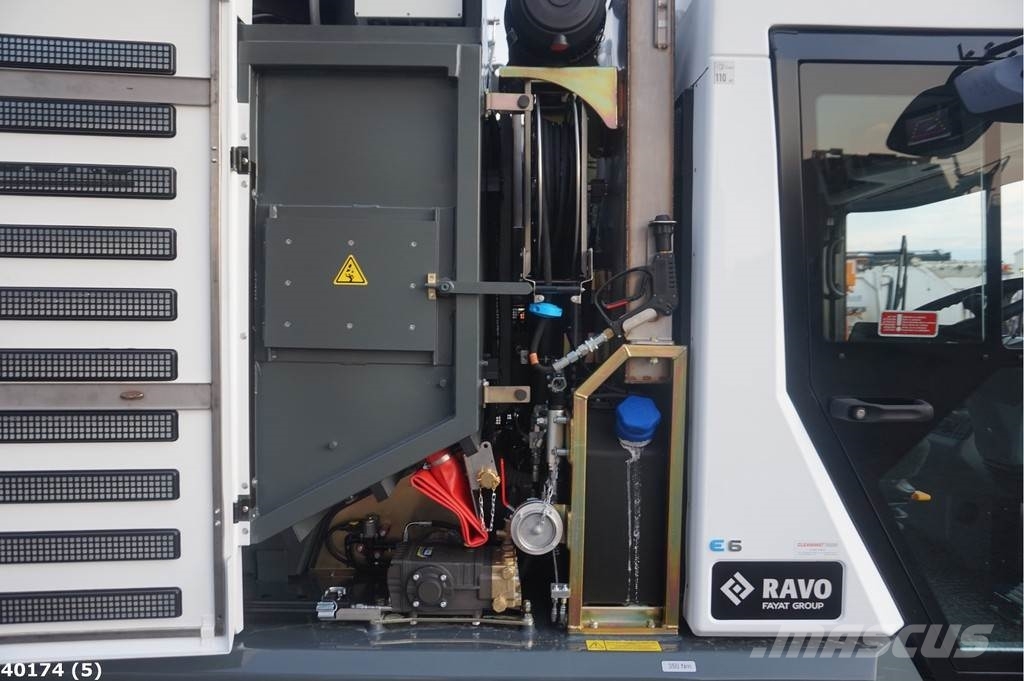 Ravo 540 STH Sweeper trucks