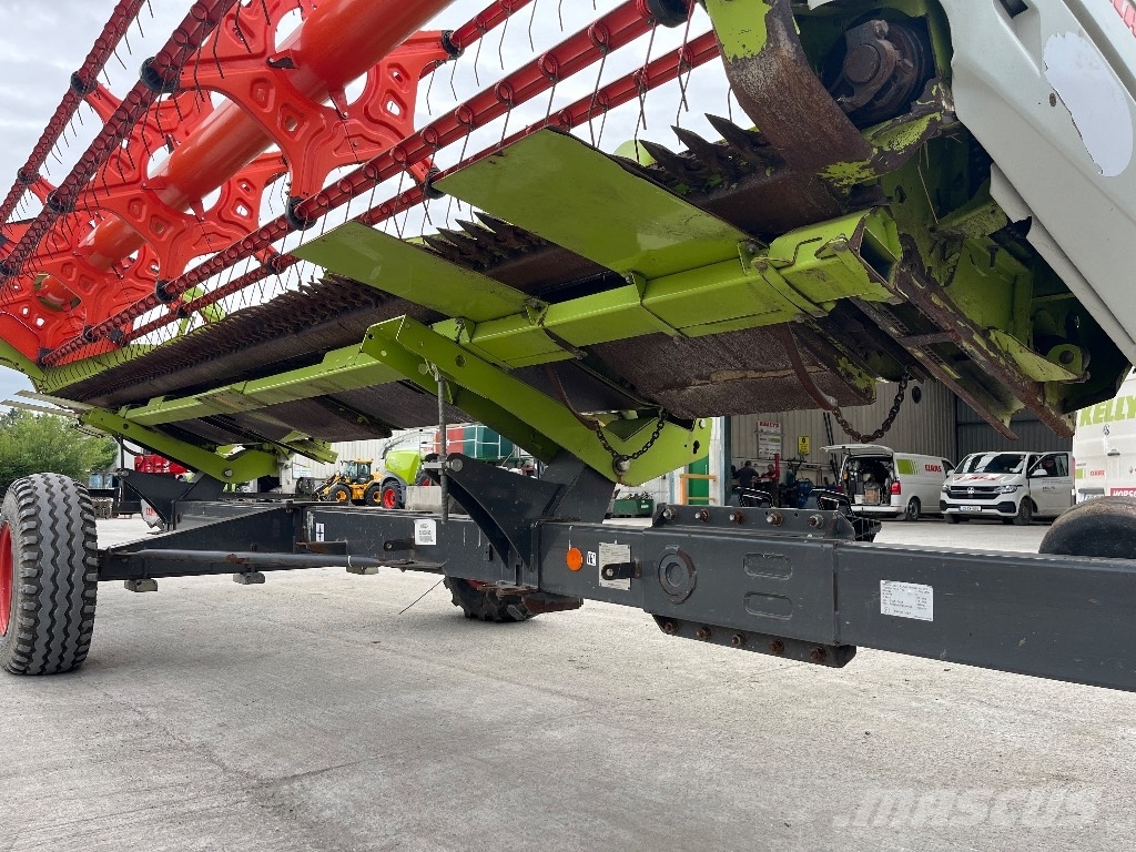 CLAAS Tucano 440 Kombajny zbożowe