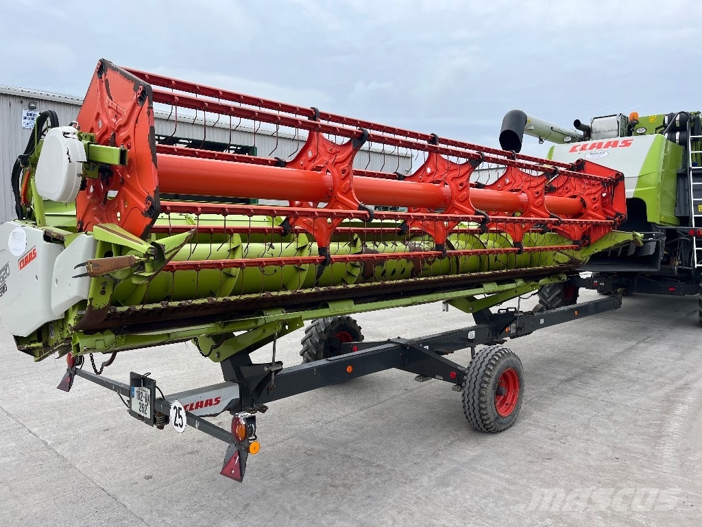 CLAAS Tucano 440 Kombajny zbożowe