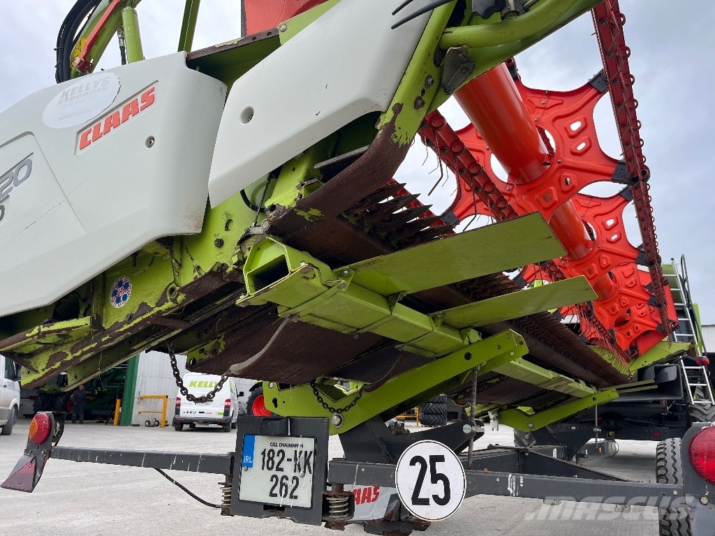 CLAAS Tucano 440 Kombajny zbożowe