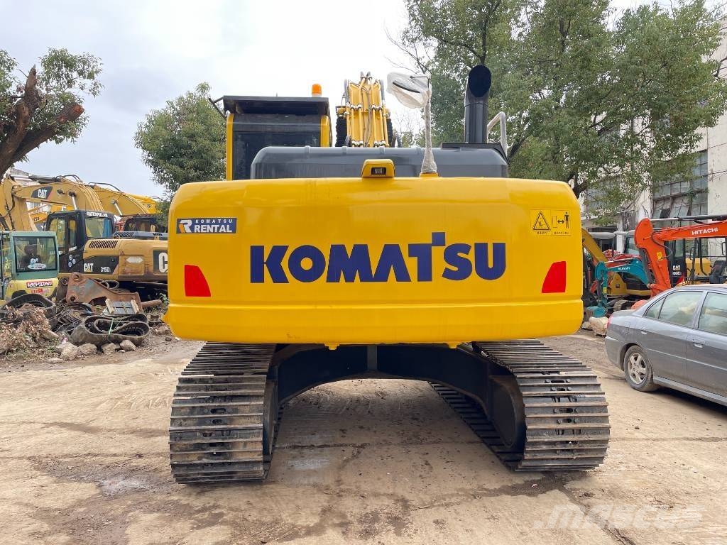 Komatsu PC 210 대형 굴삭기 29톤 이상
