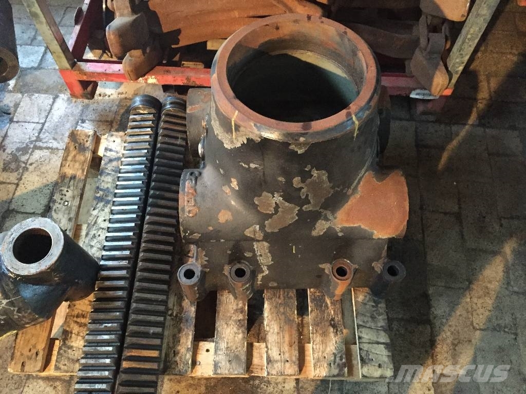 Valmet 860.1 Crane Base Hidraulikos įrenginiai