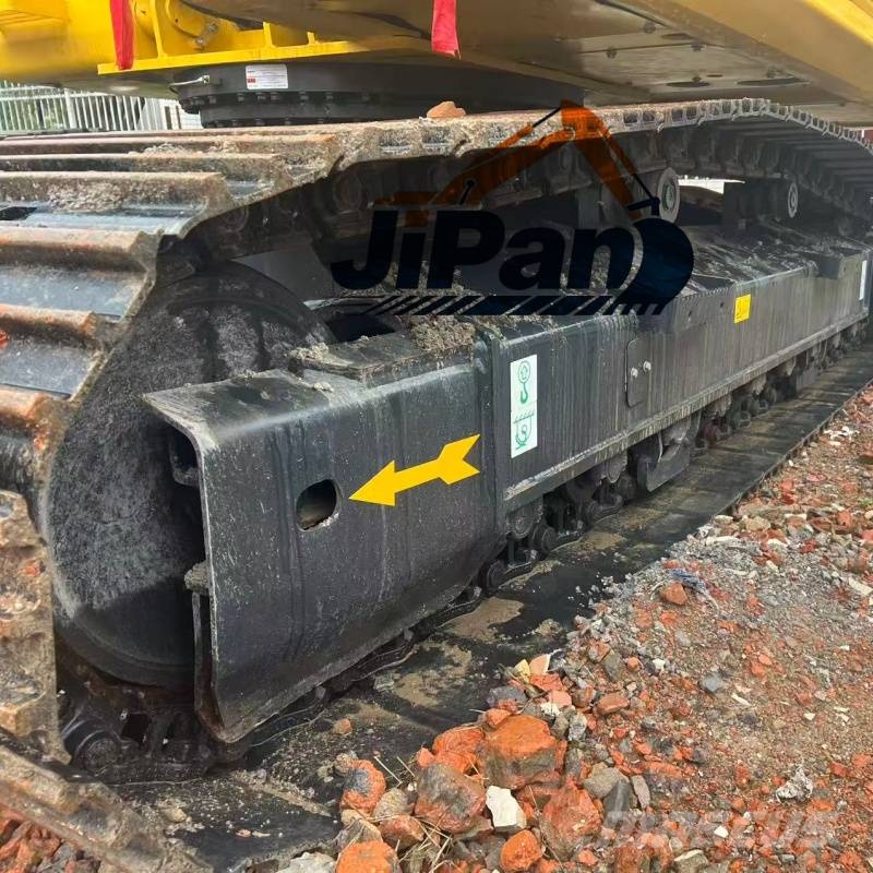 Komatsu PC 210 Crawler excavators