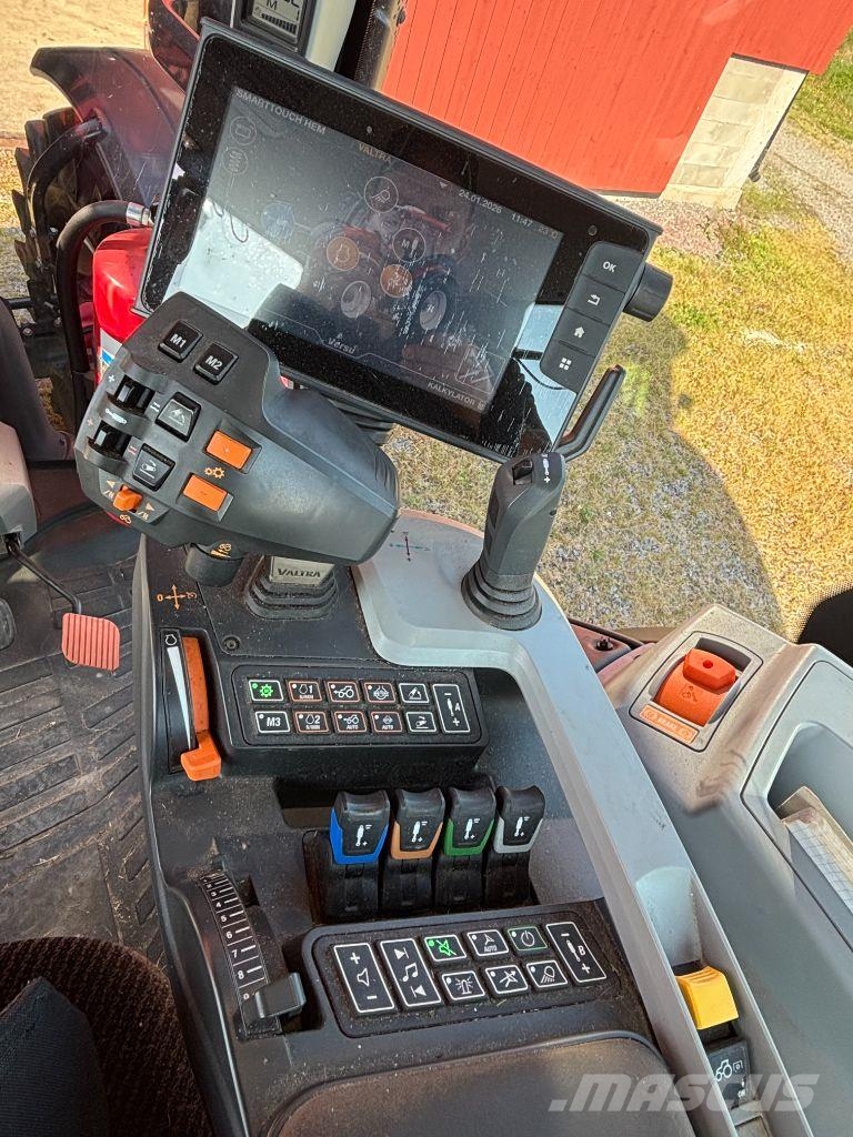Valtra N154 Traktoren