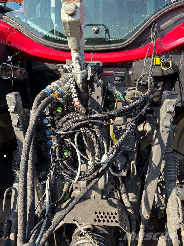 Valtra N154 Traktoren