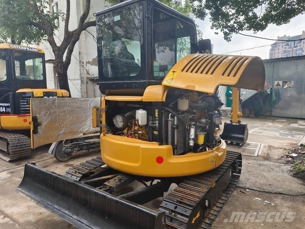 CAT 303.5E 小型挖掘机