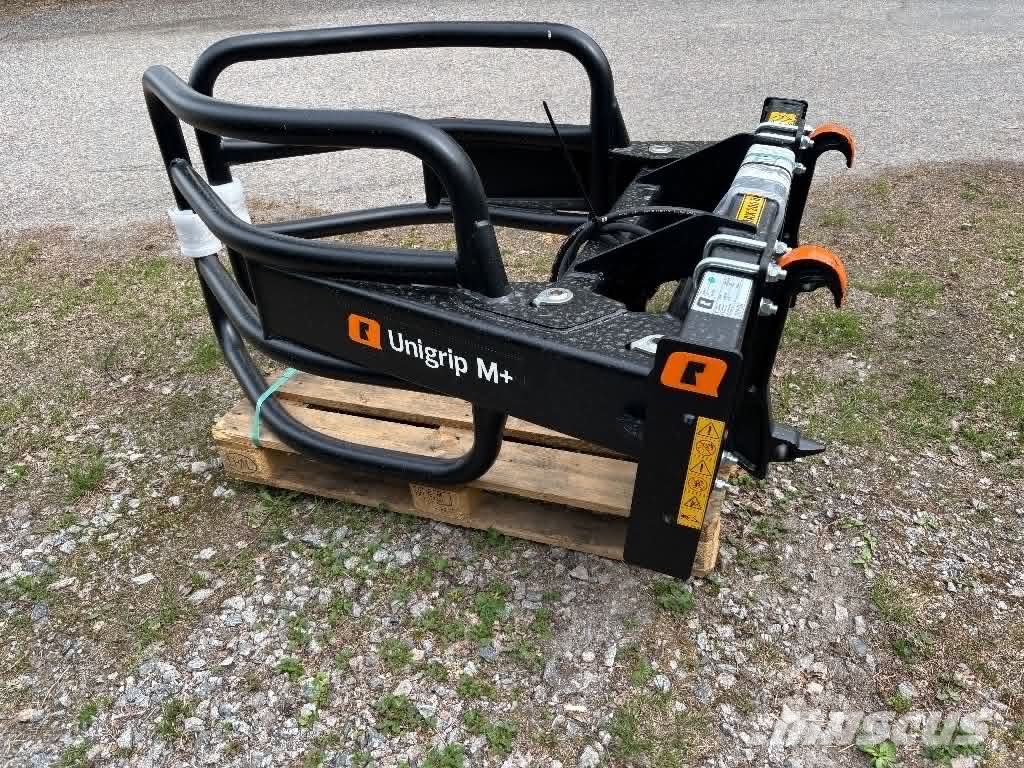 Ålö Quicke Unigrip M+ 160 Front loader accessories