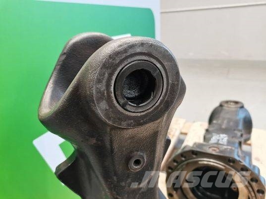 Manitou 627 Spicer case axle محور العجلة