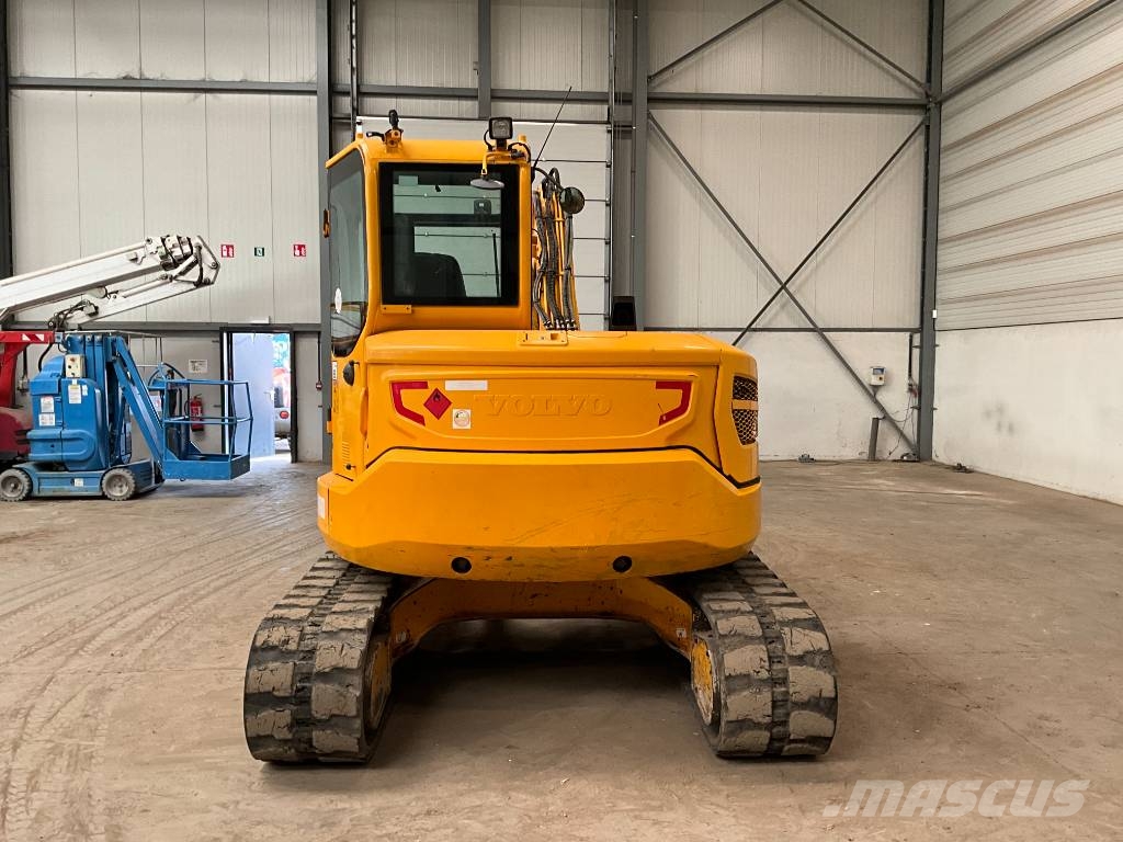 Volvo ECR 88 D 中型油圧ショベル 7ｔ-12ｔ（ユンボ・パワーショベル・バックホー）