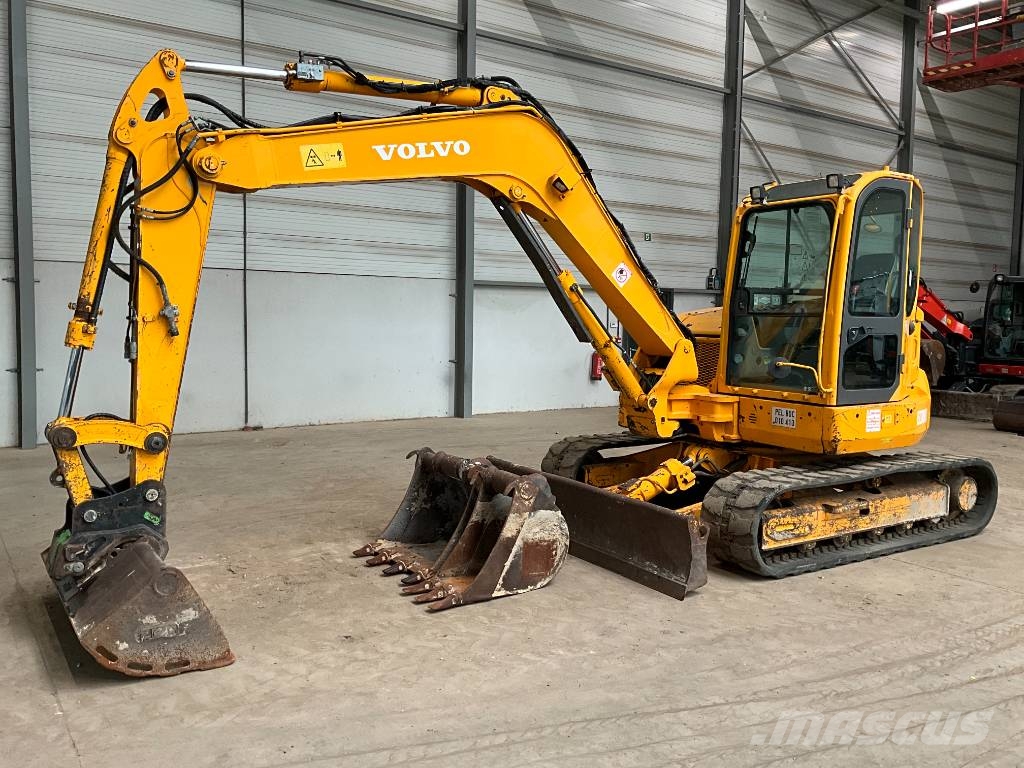 Volvo ECR 88 D 中型油圧ショベル 7ｔ-12ｔ（ユンボ・パワーショベル・バックホー）