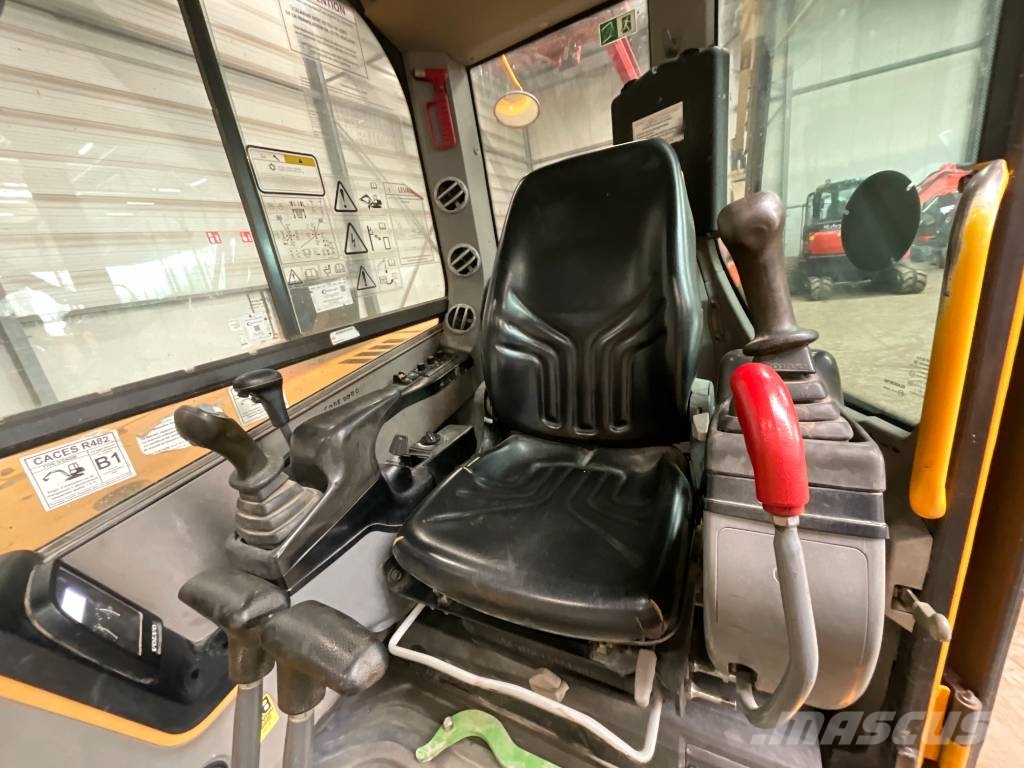 Volvo ECR 88 D 中型油圧ショベル 7ｔ-12ｔ（ユンボ・パワーショベル・バックホー）