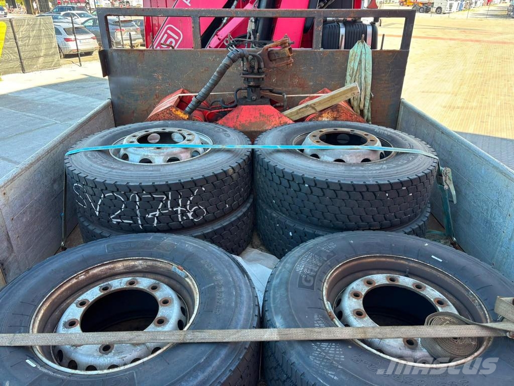 Mercedes-Benz Actros 1832 4x2 FASSI F135A22 / BOX L=3707 mm Camiones grúa