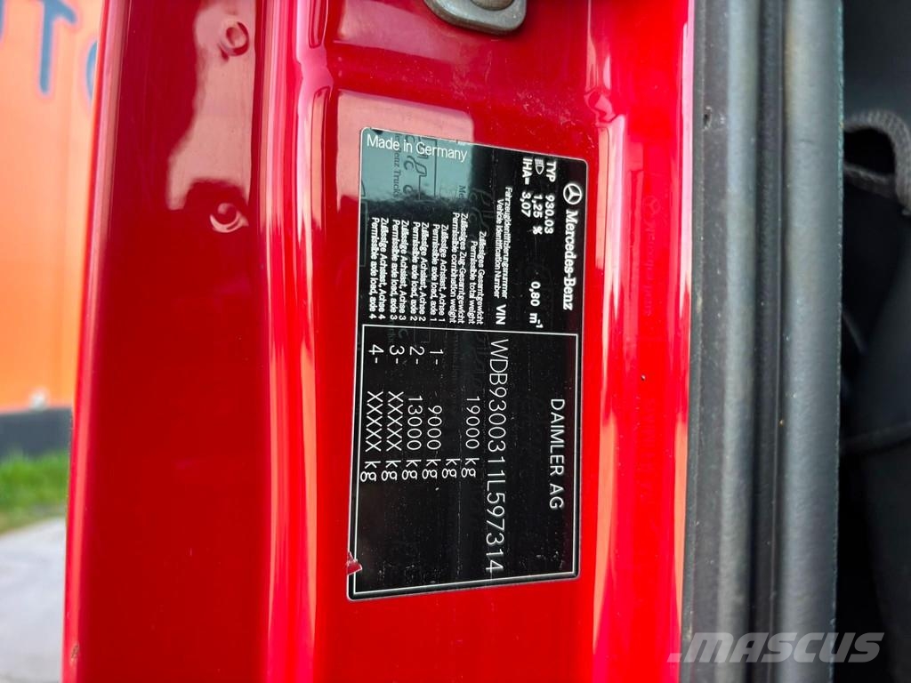 Mercedes-Benz Actros 1832 4x2 FASSI F135A22 / BOX L=3707 mm Camiones grúa