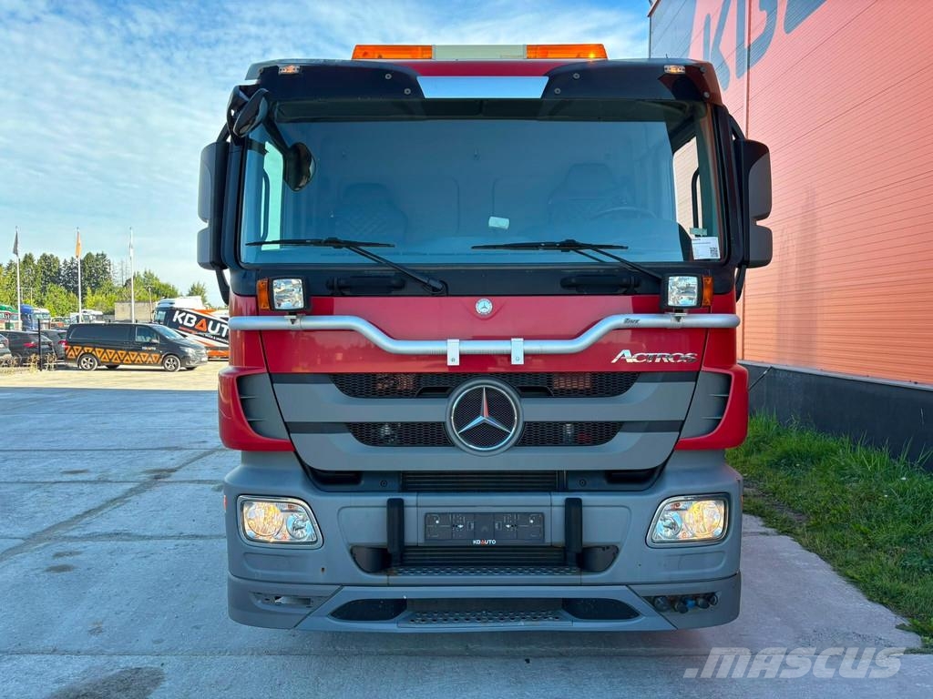 Mercedes-Benz Actros 1832 4x2 FASSI F135A22 / BOX L=3707 mm Camiones grúa