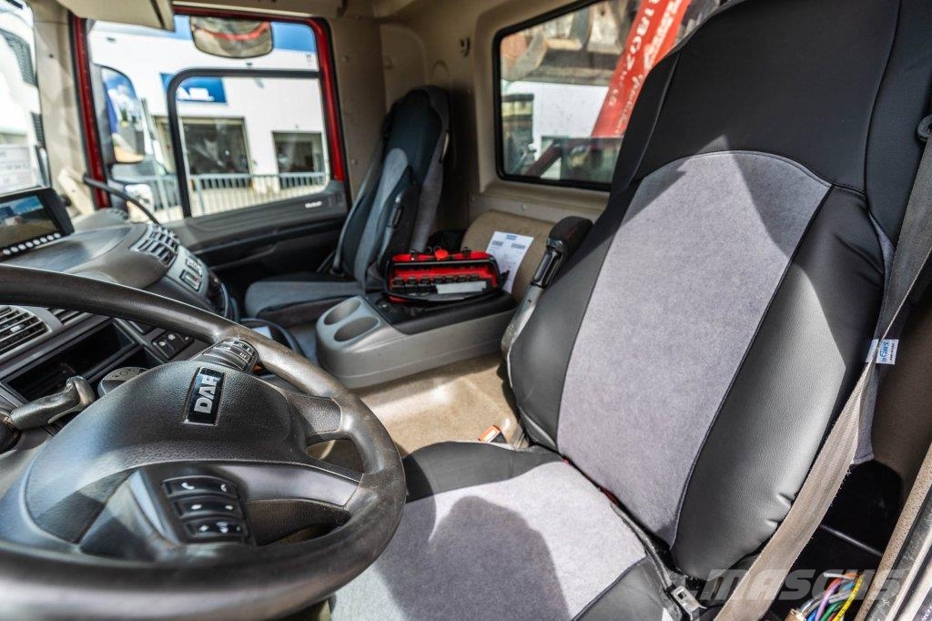 DAF CF 440 FAK-8x2 + Palfinger Epsilon Q180 Z95TR Konksliftveokid