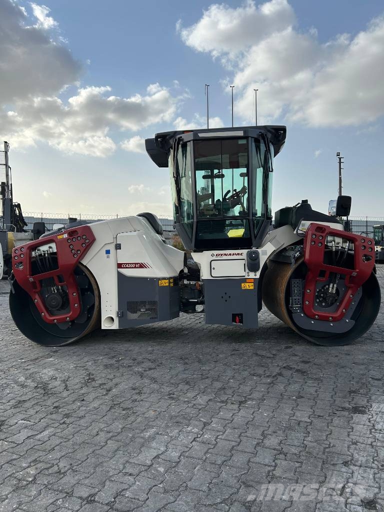 Dynapac CC 4200VI Οδοστρωτήρες διπλού κυλίνδρου