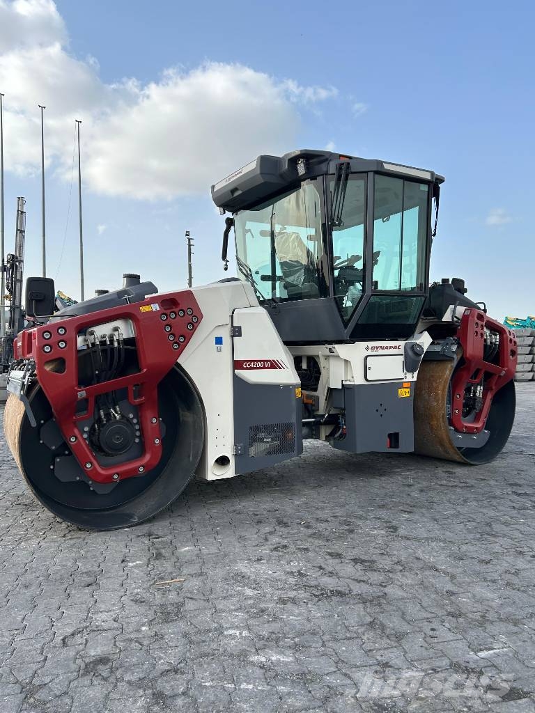 Dynapac CC 4200VI Οδοστρωτήρες διπλού κυλίνδρου