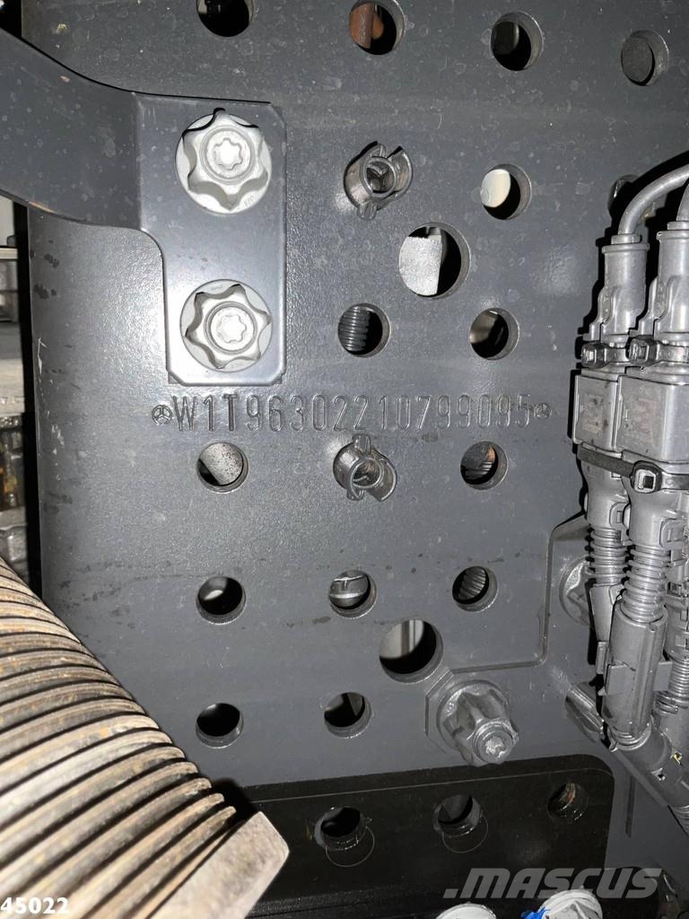 Mercedes-Benz Actros 2536 Zoeller Hiab 23 Tonmeter laadkraan Jäteautot