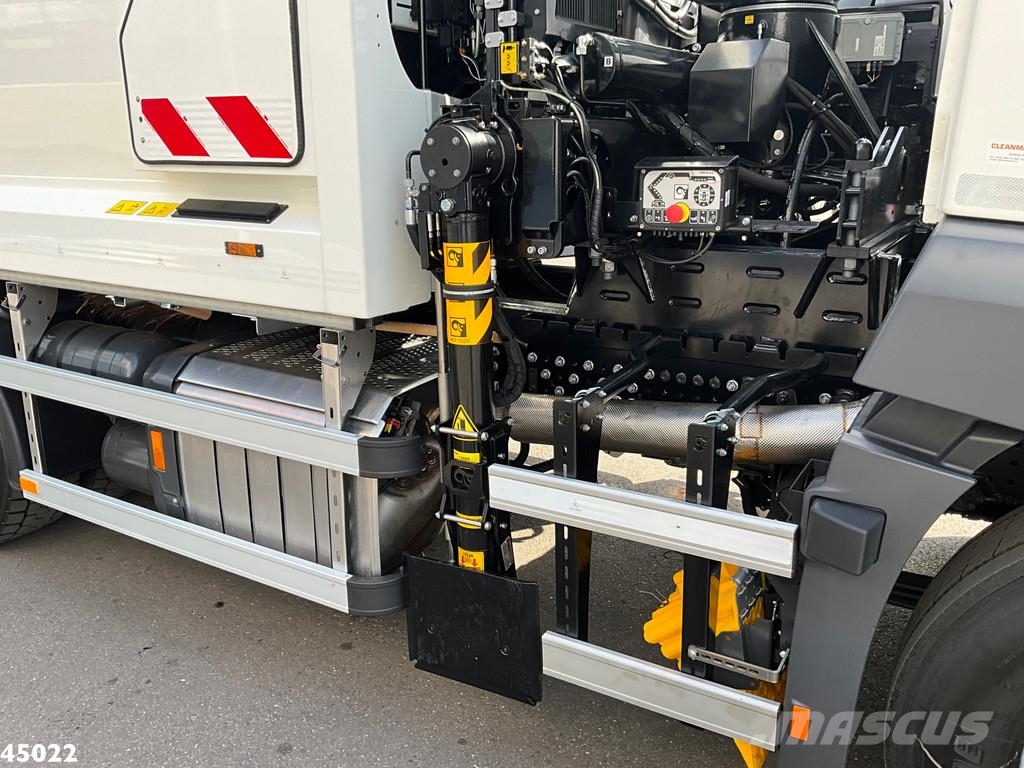 Mercedes-Benz Actros 2536 Zoeller Hiab 23 Tonmeter laadkraan Jäteautot