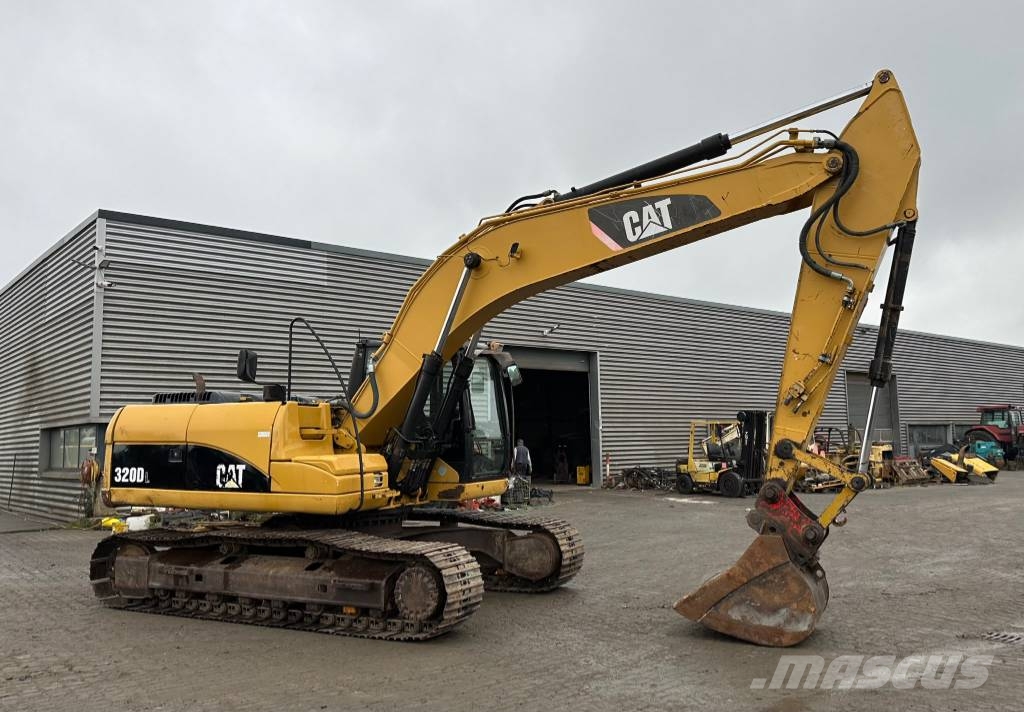 CAT 320DL Telakaivukoneet