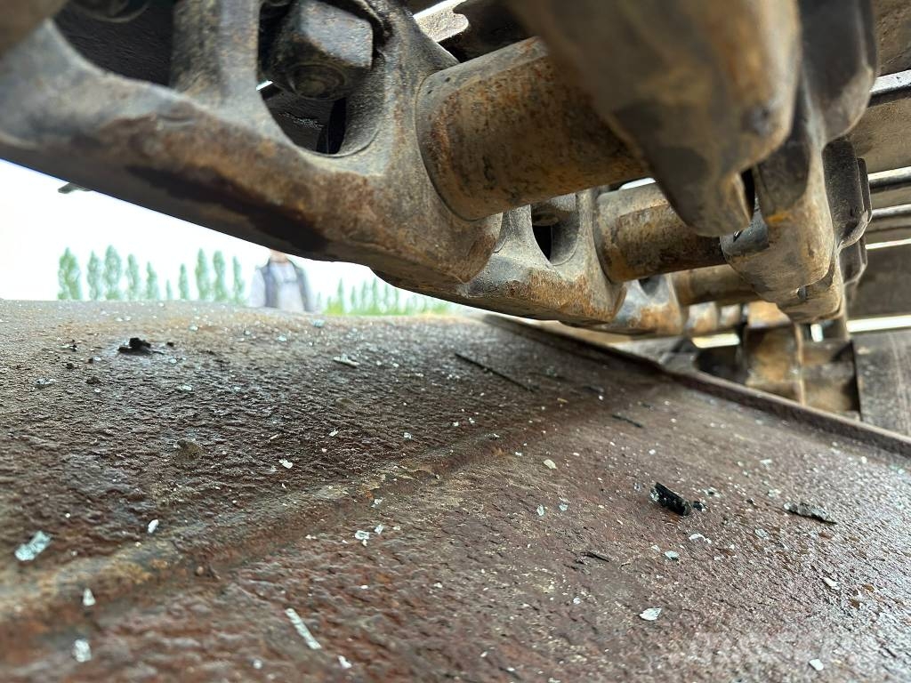CAT 320DL Telakaivukoneet