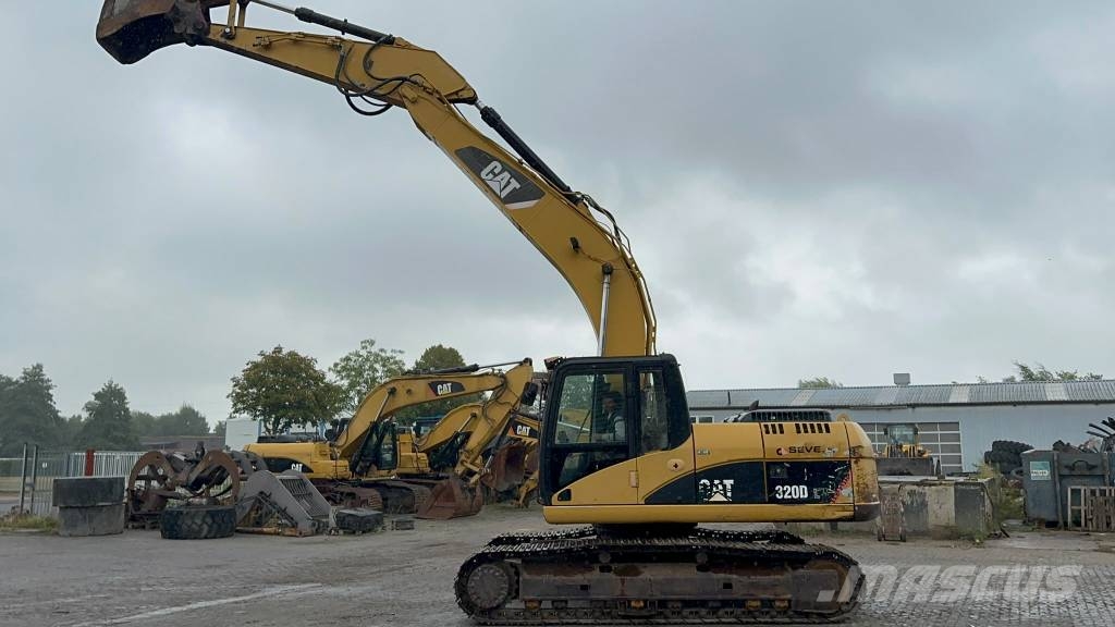 CAT 320DL Telakaivukoneet