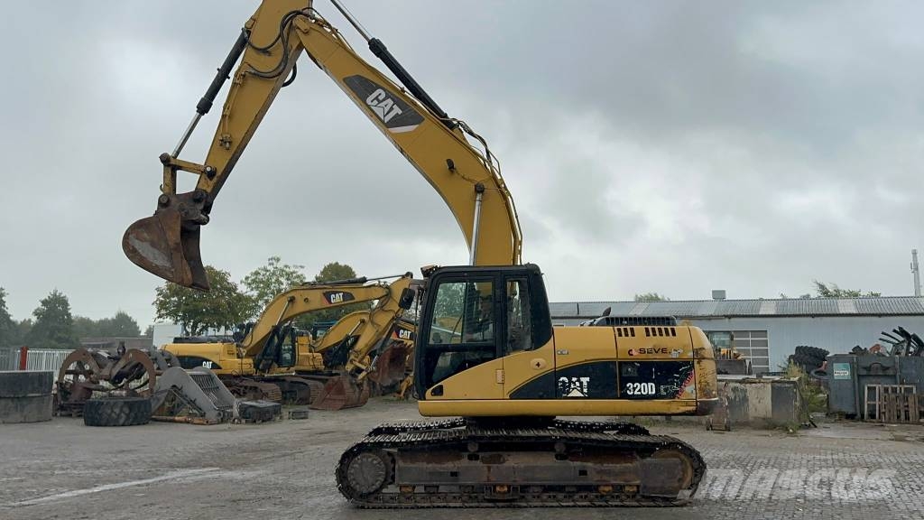 CAT 320DL Telakaivukoneet
