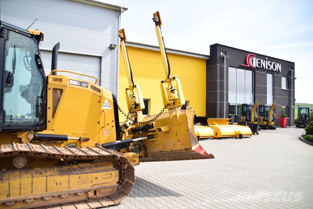 CAT D 5 K 2 LGP  CAT D6 CAT D5 Kāpurķēžu buldozeri