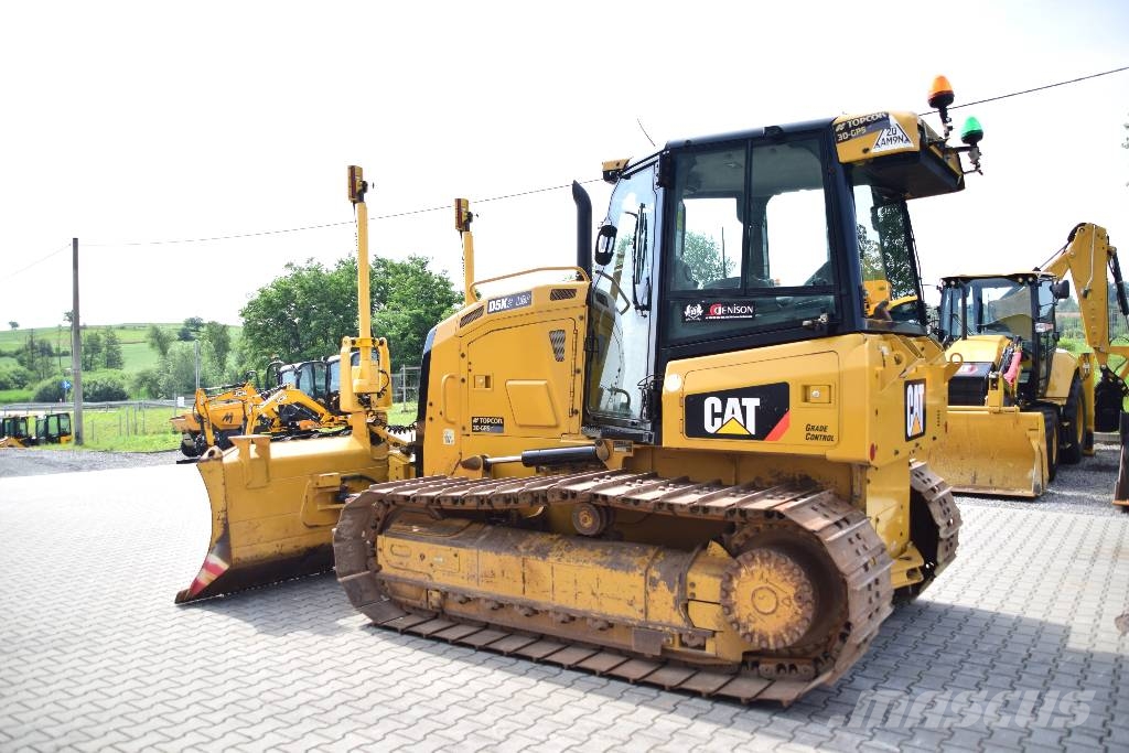 CAT D 5 K 2 LGP  CAT D6 CAT D5 Kāpurķēžu buldozeri