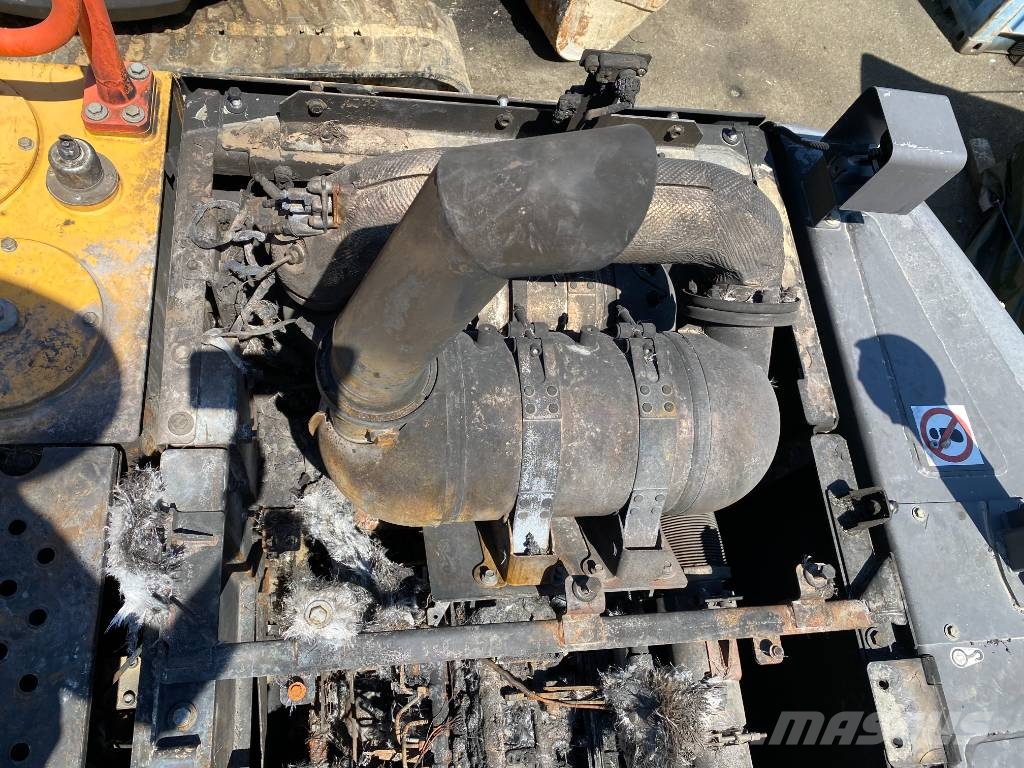 Volvo EC 220 EL /Certificat CE endommagée Excavadoras de cadenas