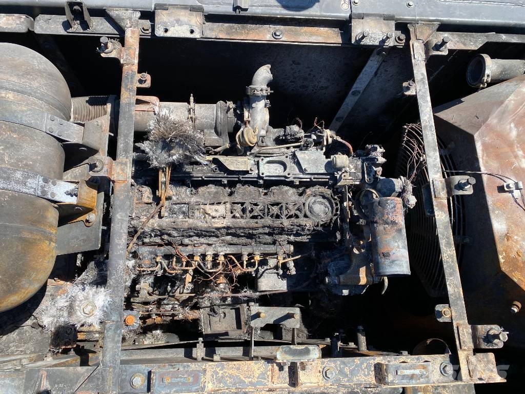 Volvo EC 220 EL /Certificat CE endommagée Excavadoras de cadenas